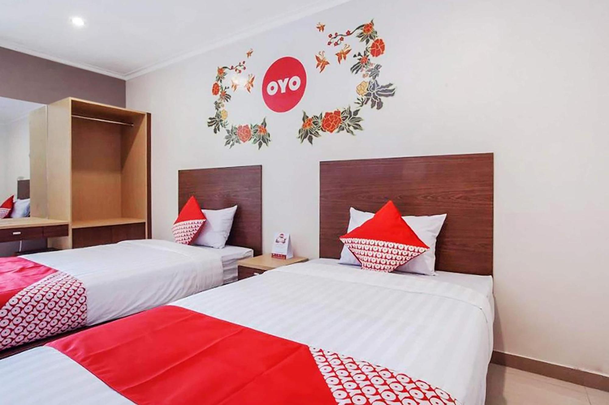 Super Oyo Capital O 134 Lg Residence Сурабая Екстер'єр фото